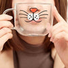 Tazza in vetro con faccia di gatto