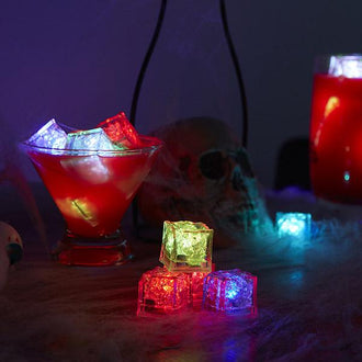 Cubes d'Halloween activés par l'eau à LED 12 pièces