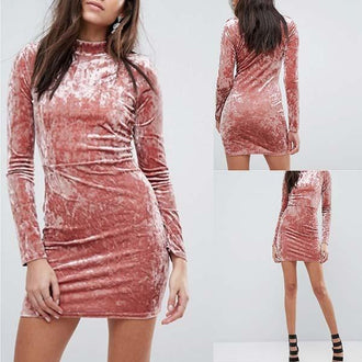 Abito aderente in velluto